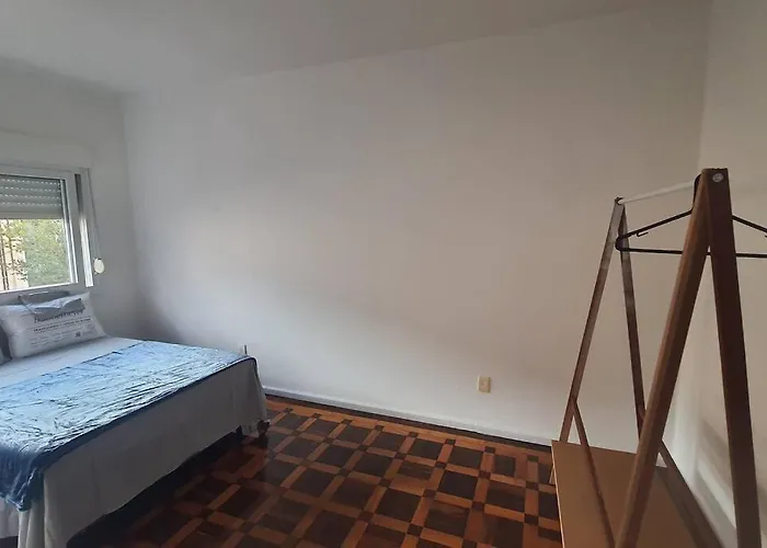 Com Espaco Office No Menino Deus Ao Lado Do Shopping De Belas Apartment